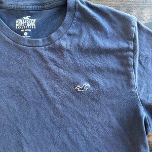 Mens Hollister Tshirt | Size medium | Navy Blue